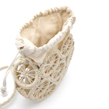 Load image into Gallery viewer, STRAW ROUND SHOULDER CROSS BAG