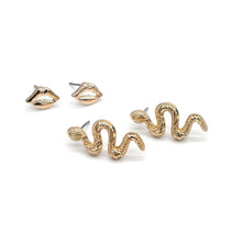 Load image into Gallery viewer, 2 PAIRS SNAKE & LIPS STUD METAL EARRINGS
