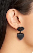Load image into Gallery viewer, LIPS WITH HEART DROP EARRINGS