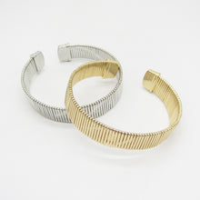 Load image into Gallery viewer, BOLD METAL CHOKER – WIDE RIBBED GOLD OR SILVER STATEMENT NECKLACE
