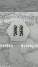 Load and play video in Gallery viewer, CHUNKY SILVER CHAIN LINK EARRINGS, STATEMENT DROP EARRINGS, BOLD OVAL LINK DANGLE EARRINGS, MODERN SILVER JEWELRY FOR WOMEN
