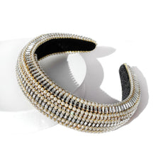 Load image into Gallery viewer, RHINESTONE &amp; PEARL DELICATED HEADBAND
